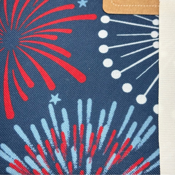 Williamstown 4th of July Fireworks Tablecloth 60x120 Easy Care Blue Red White - Picture 13 of 14